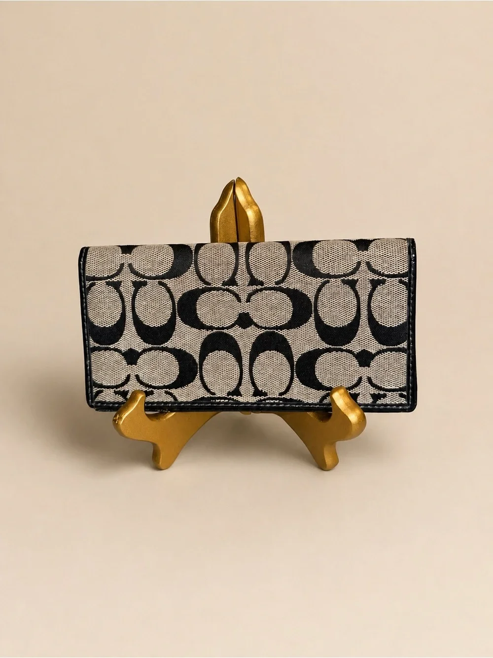 Coach Signature Jacquard Check book in Black and Cream